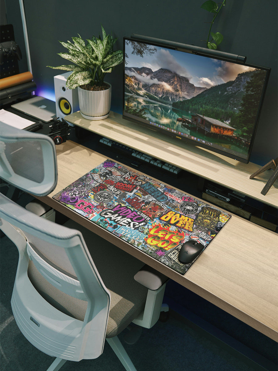Gaming Sticker Bomb XL Mouse/Desk Mat